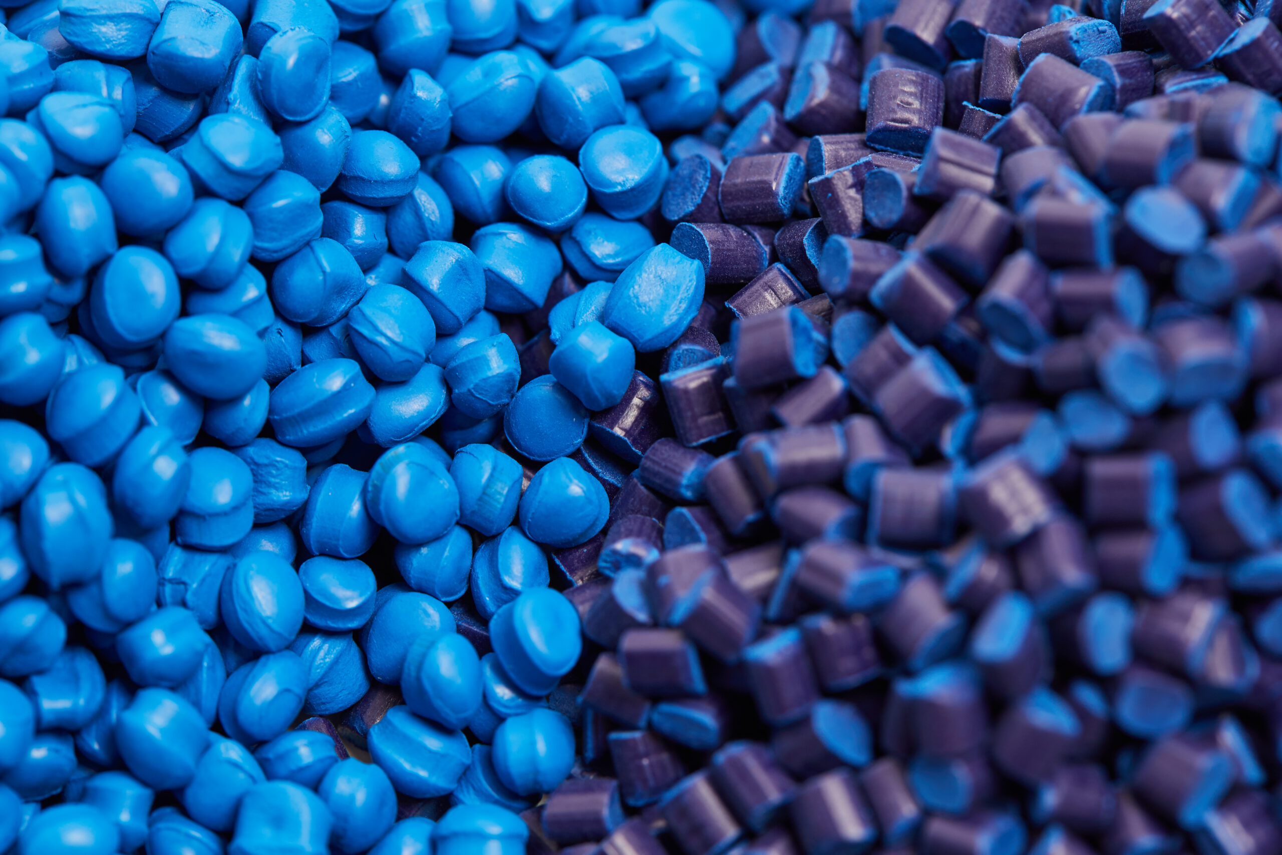 polymers-bleu-clair-et-fond-cé